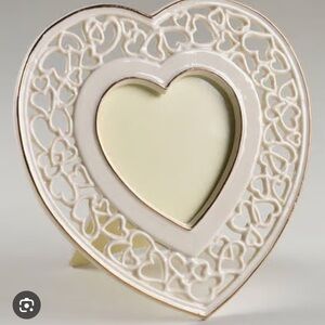 Lenox pierced heart small frame